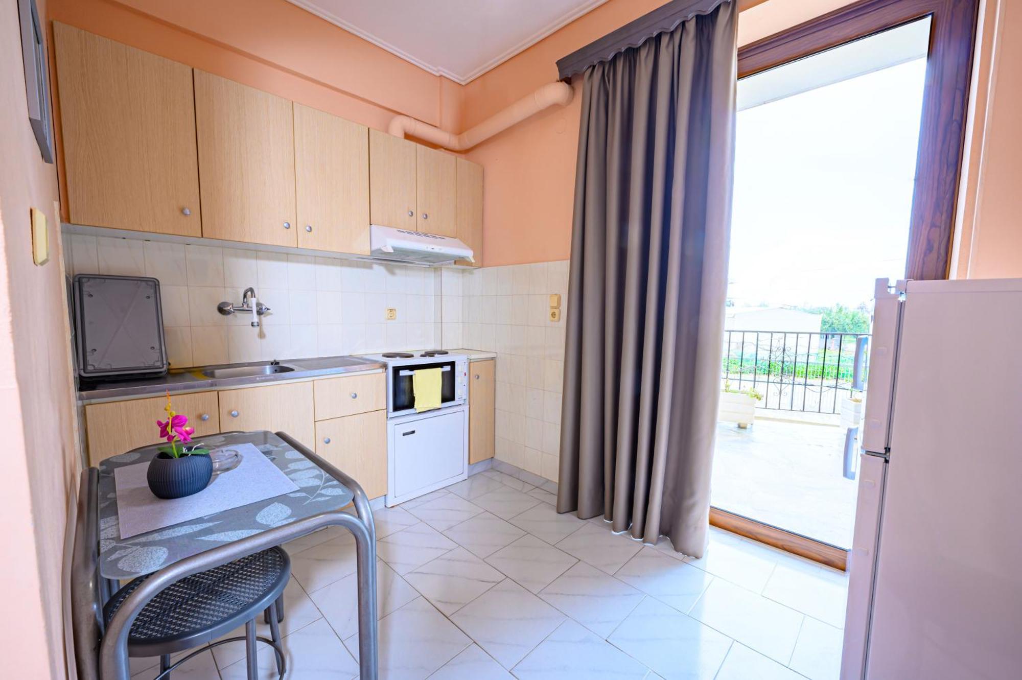 Iliahtida Apartments Ровиес Экстерьер фото