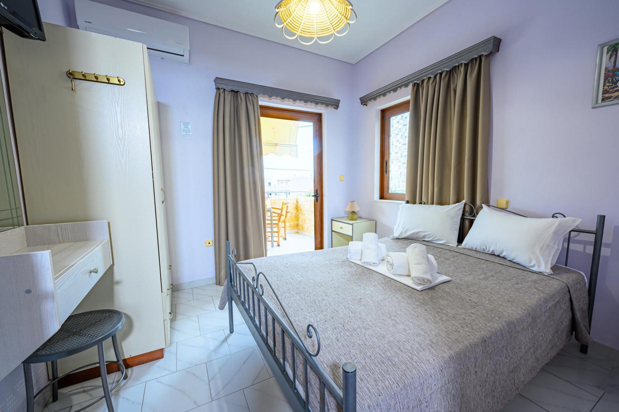 Iliahtida Apartments Ровиес Экстерьер фото
